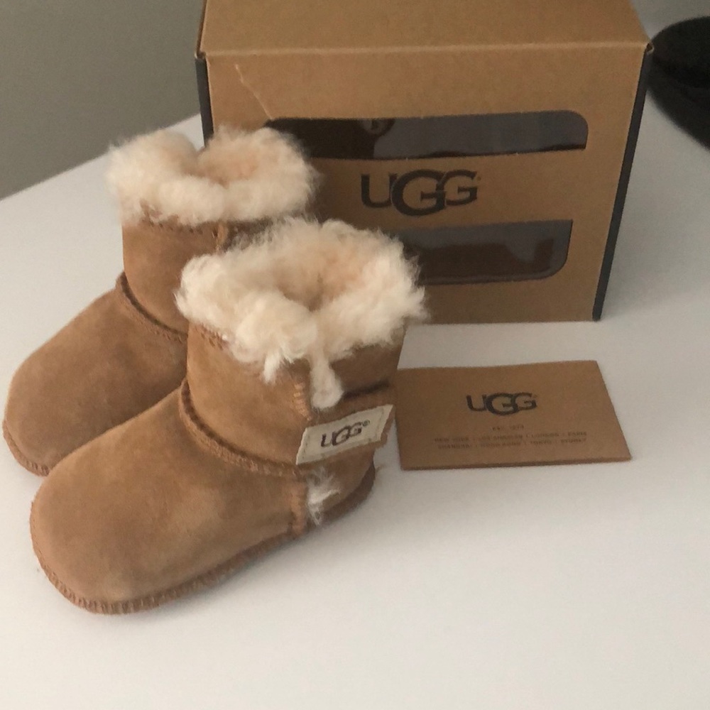 NWT Baby Uggs!